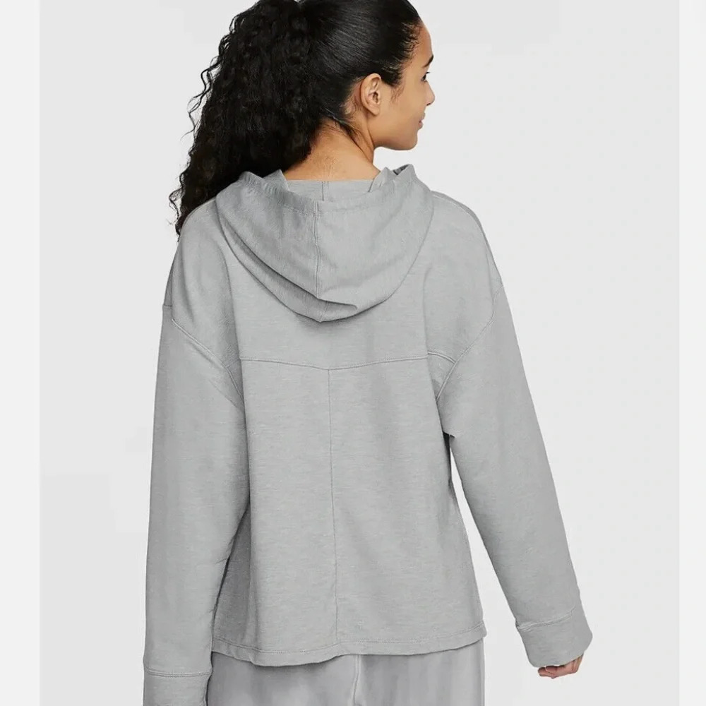 Women's XS Nike Yoga Dri-FIT Pullover Hoodie Top Gray NWT - Picture 2 of 5